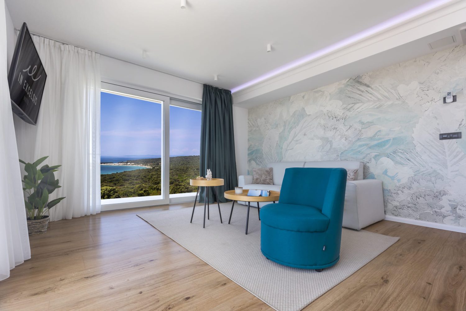 Deluxe Suite (4)