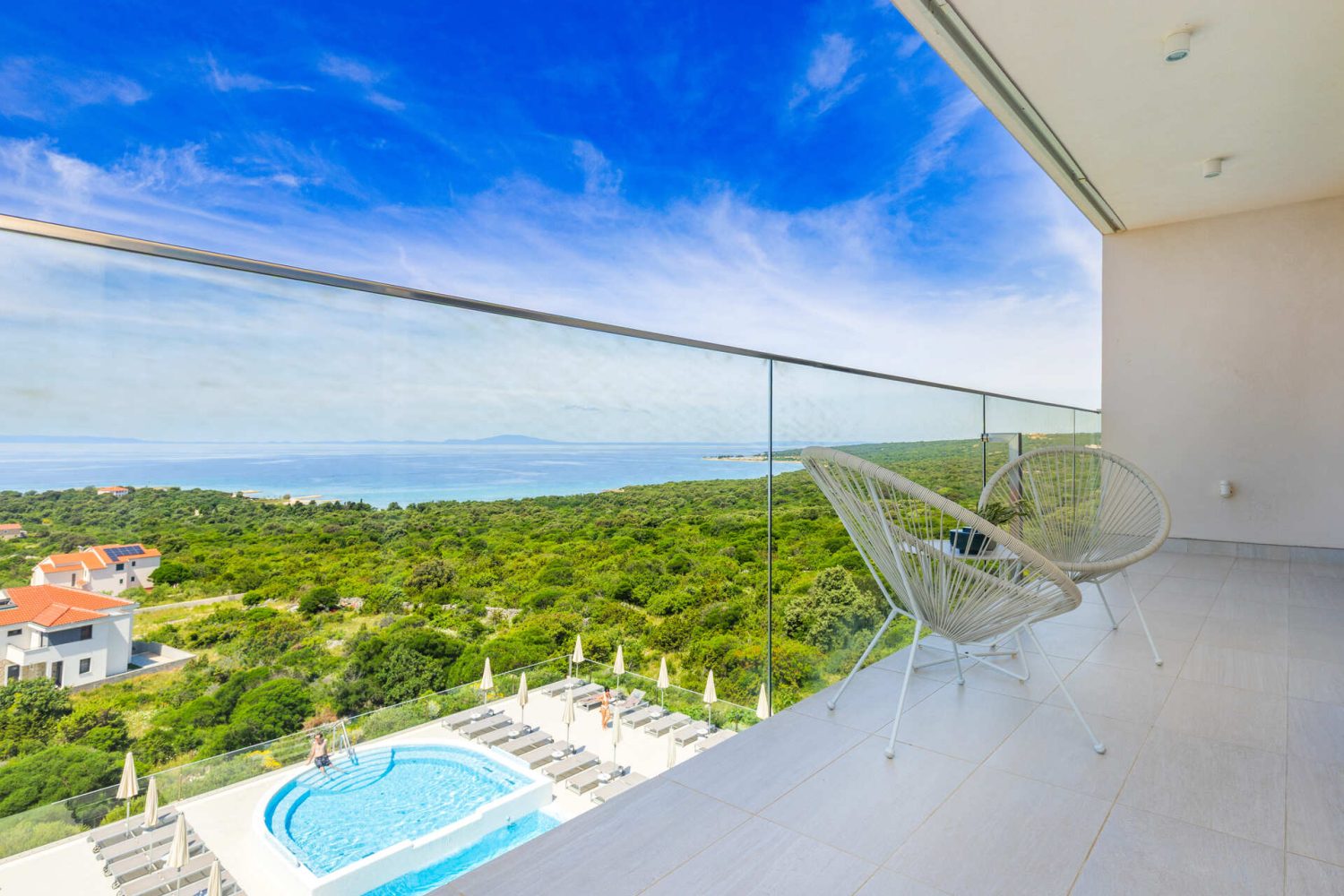 Premium Suite (20)