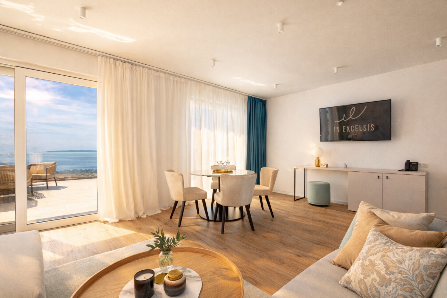 Royal Suite (2)