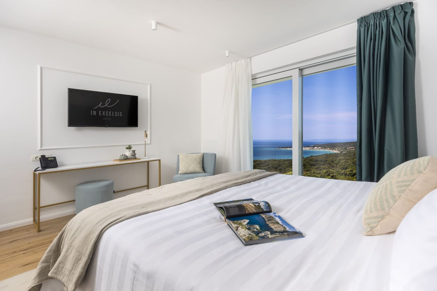 Superior Room (3)
